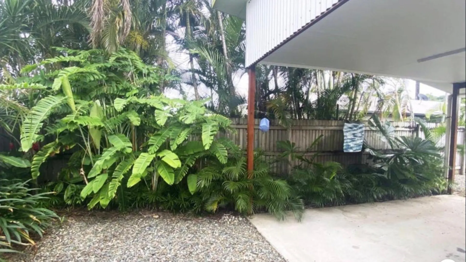 Home In Mission Beach Holiday home